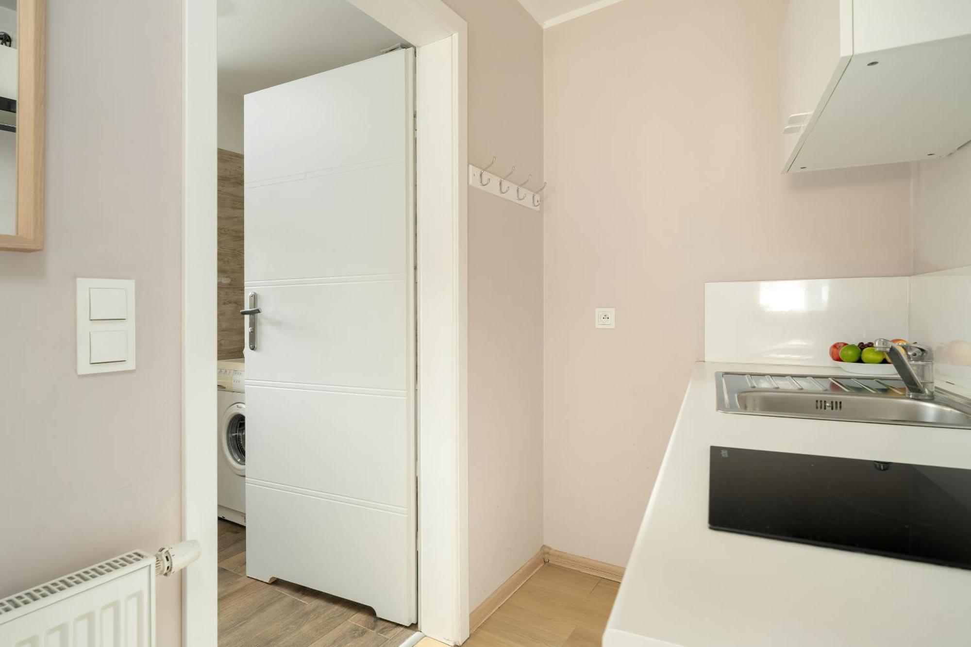 Stylowe I Eleganckie Studia Very Berry W Poznaniu By Noclegi Renters Exterior foto